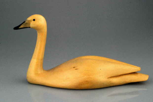 Whooper swan bird carving